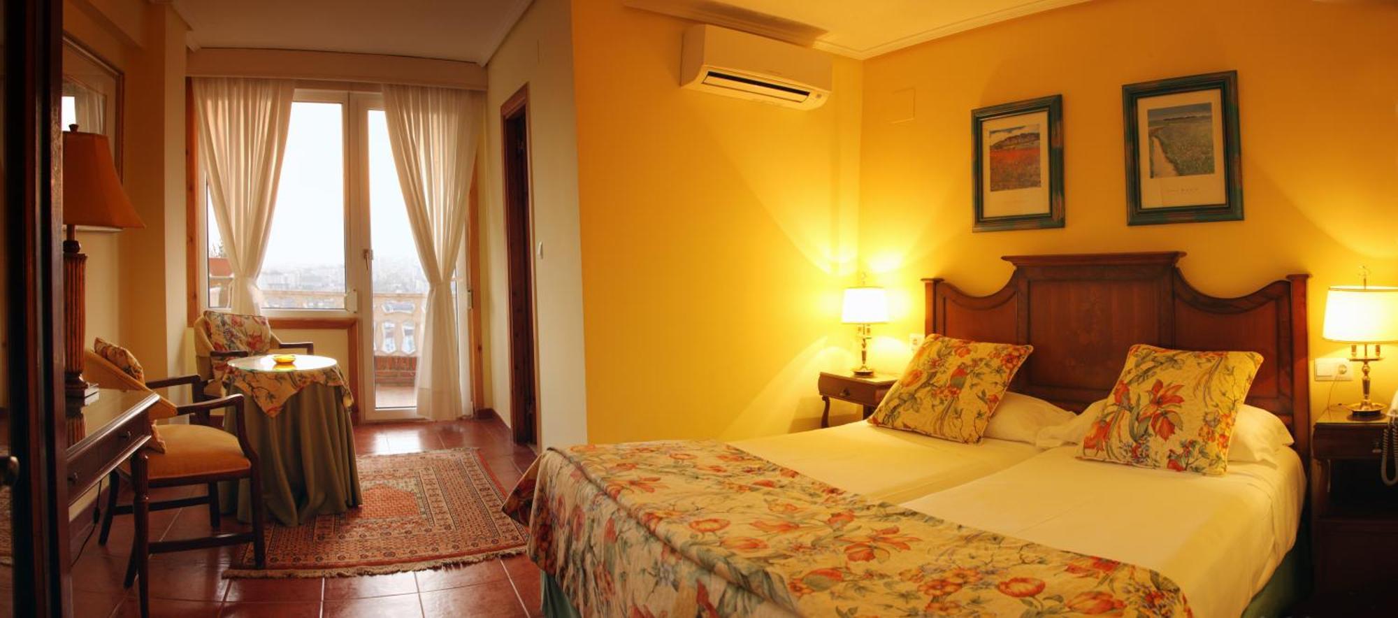 Hotel Restaurante Risco Laredo Luaran gambar